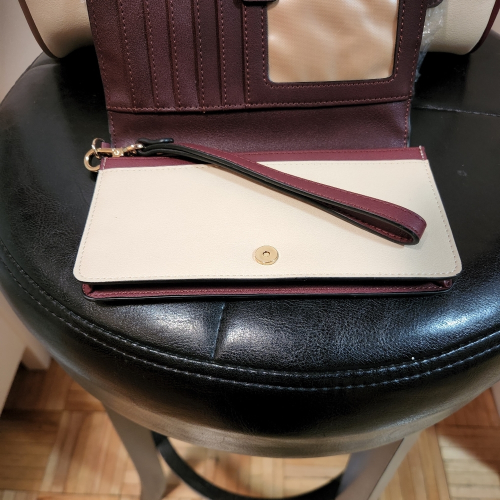 Bag & wallet - Picture 4 of 5